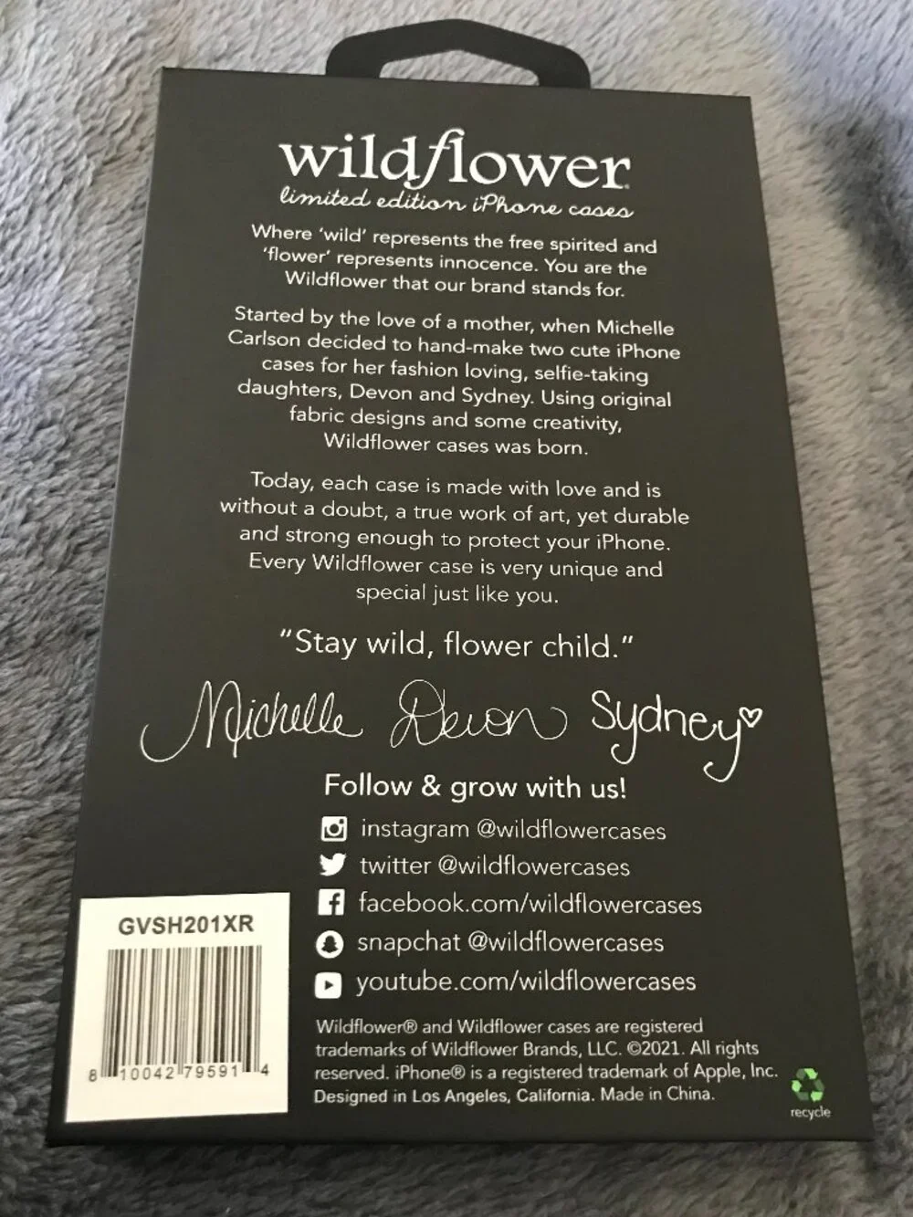 NWT Wildflower Groovy Shroom iPhone XR Case New in Box Retro Mushroom